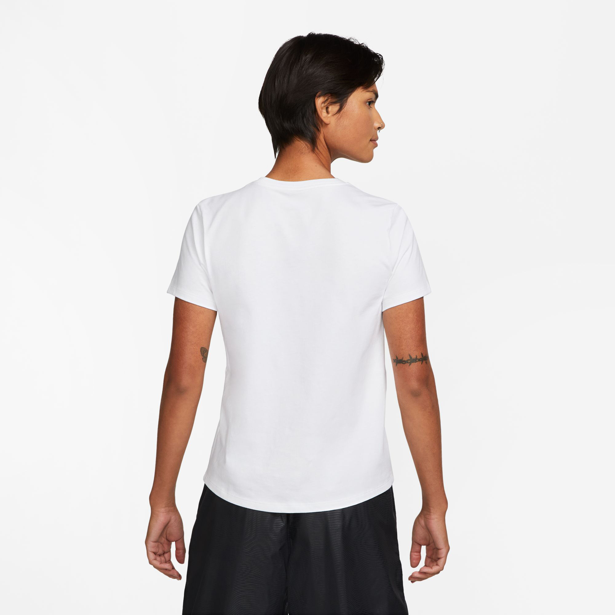 New Sportswear Essential Icon Futura T-Shirt Damen - Weiß