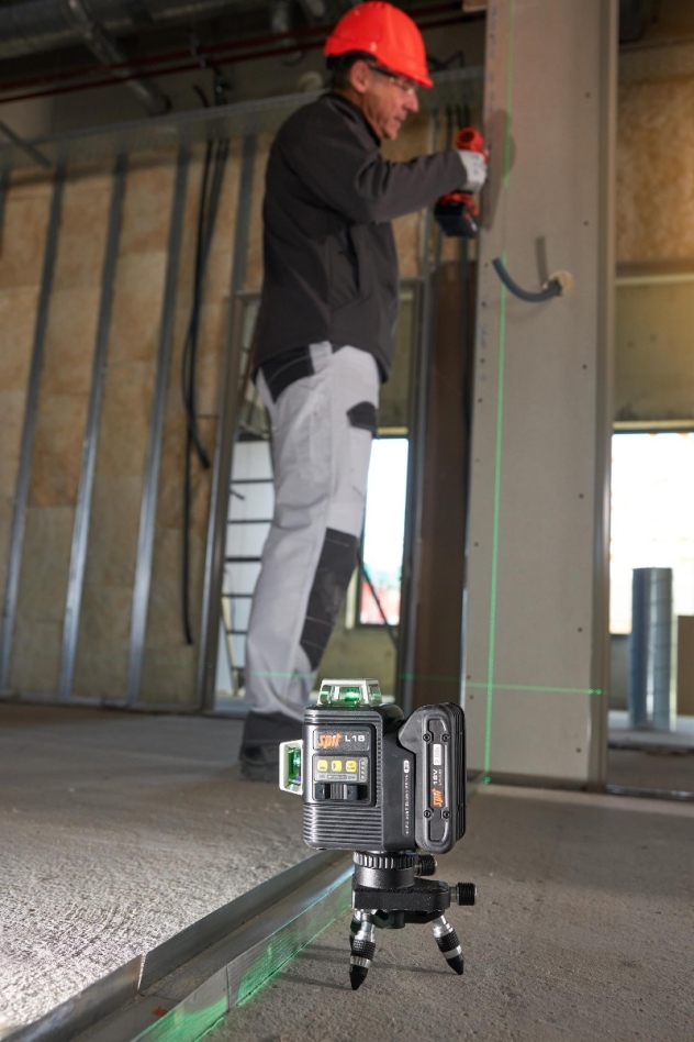 Spit 054558 L18 Laser verde 3D 360° 18V fără baterii și încărcător