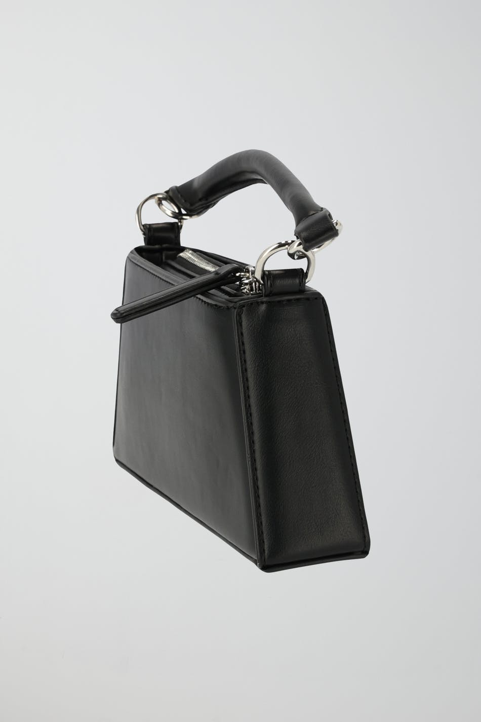 Mini chain bag