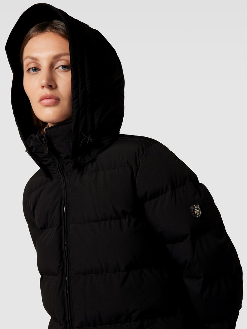 Funktionsjacke mit Kapuze Modell 'GOLDMINE' in schwarz