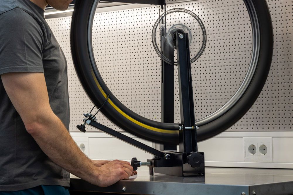 Unior Tools Profi Zentrierständer 1689 kaufen | Bike-Discount