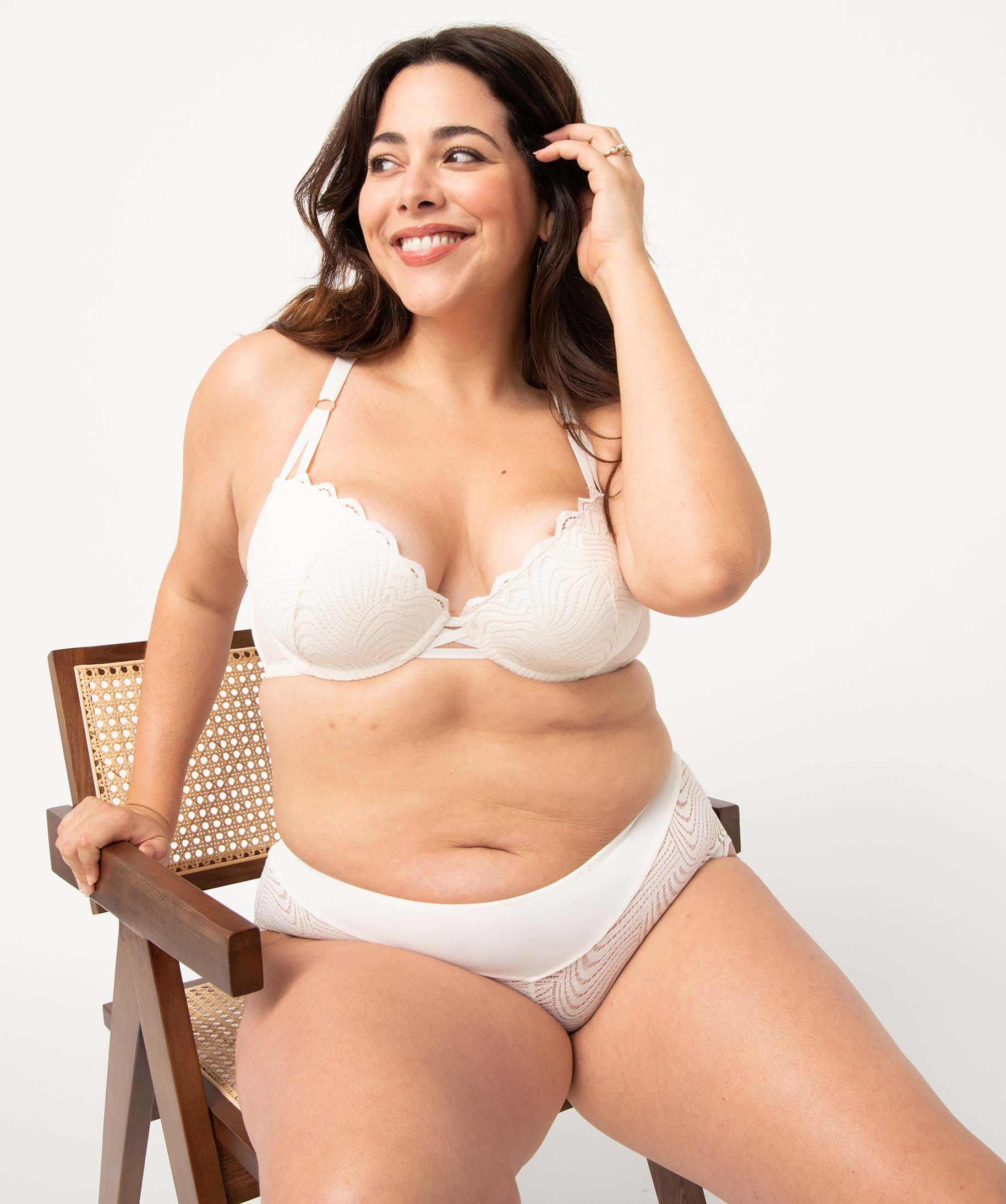 Shorty femme grande taille en dentelle et microfibre ecru | GEMO