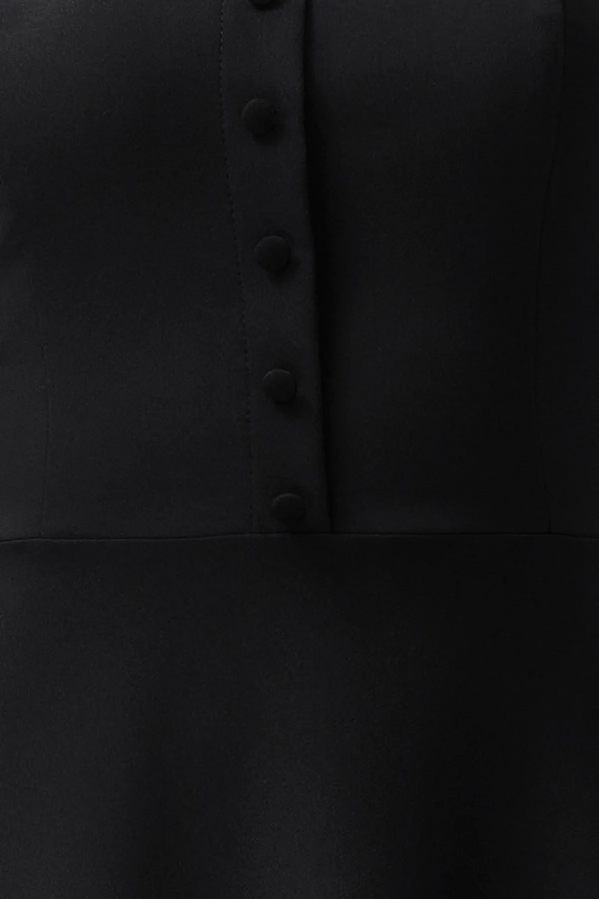 Trendyol Collection  Schwarzes, geknöpftes, langes Abendkleid aus Webstoff TPRSS24AE00095