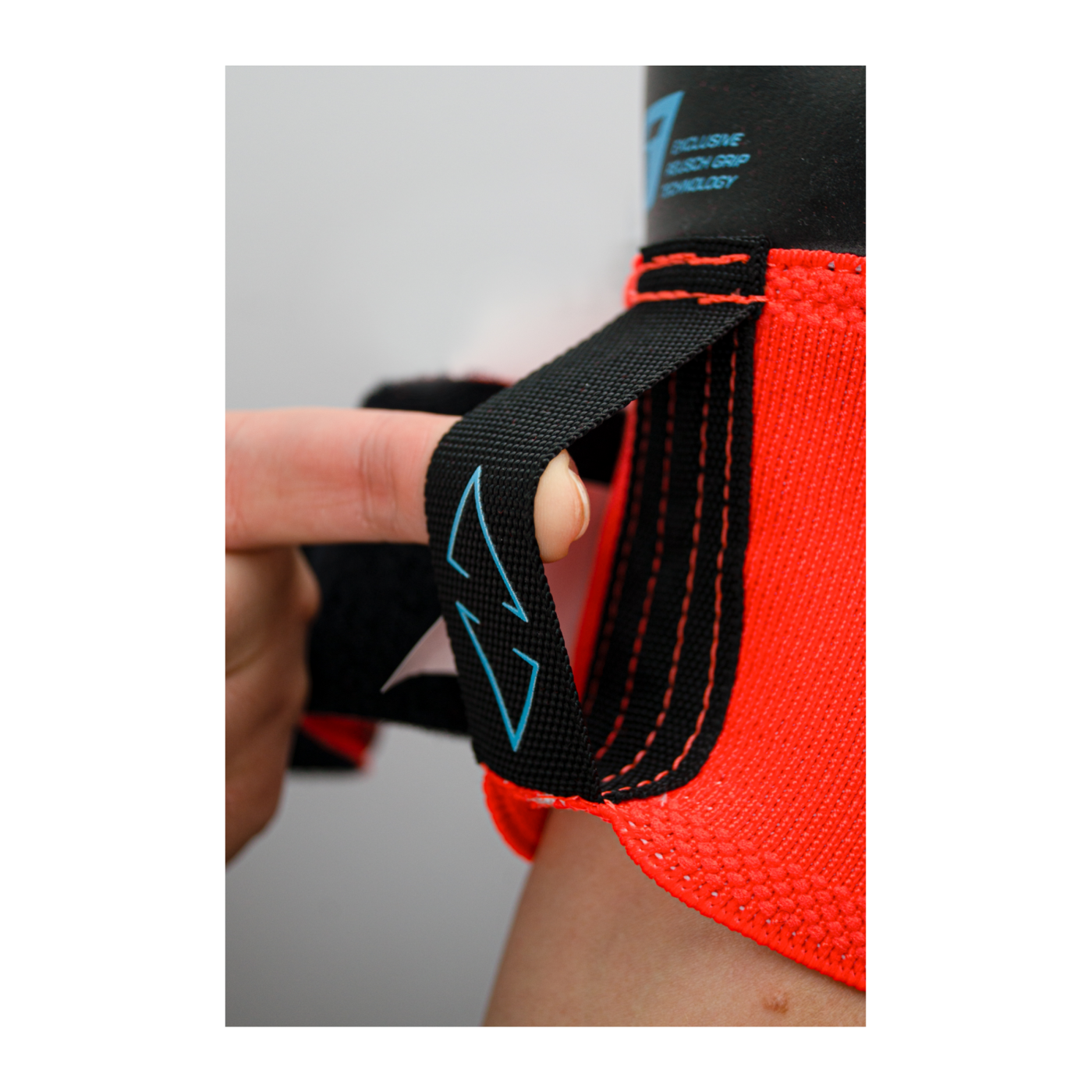 Reusch Attrakt Gold X Evolution Cut Rot Blau Schwarz F3333