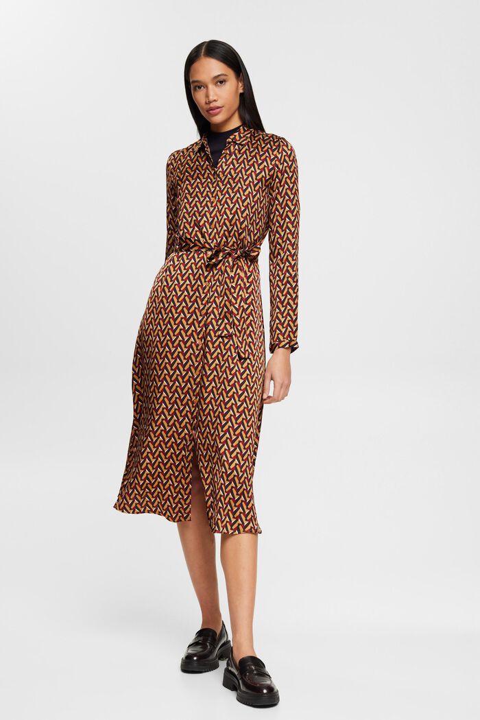 Satin-Kleid mit Muster und Bindegürtel