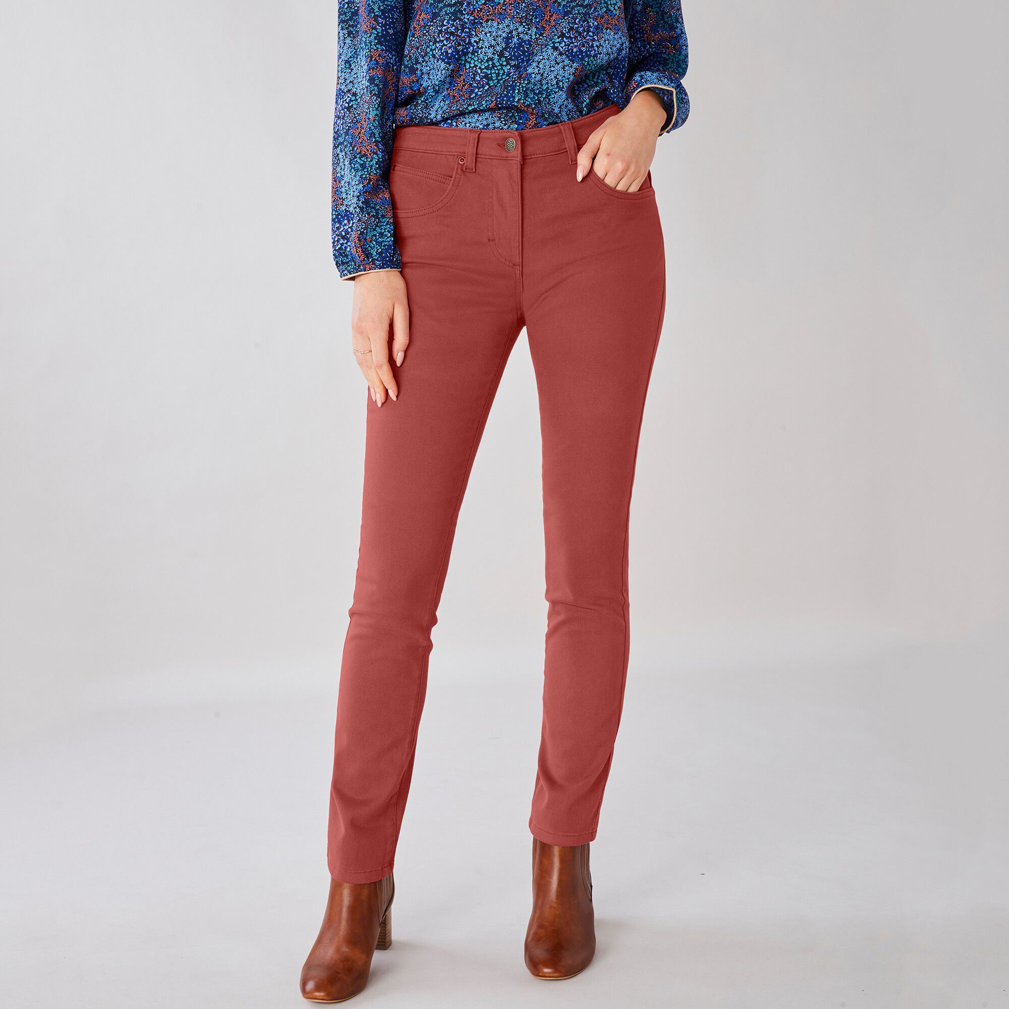 Pantalon sculptant coupe 5 poches