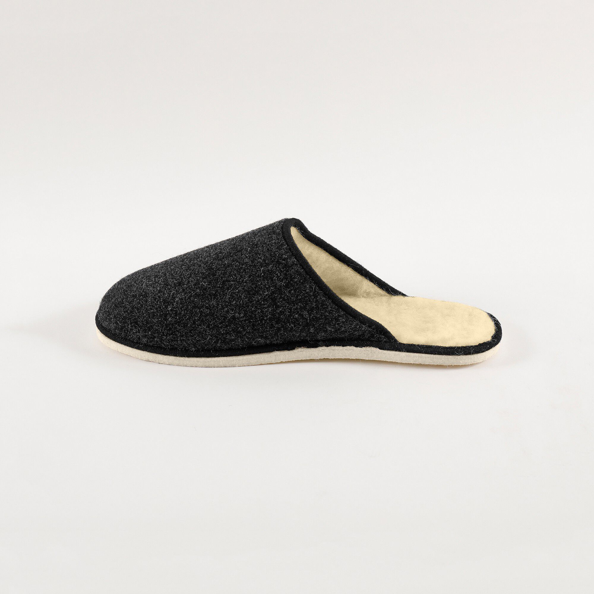 Mules homme silencieuses fourrées laine