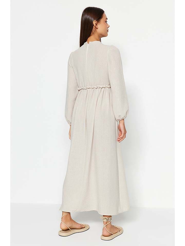 trendyol Kleid in Creme günstig kaufen