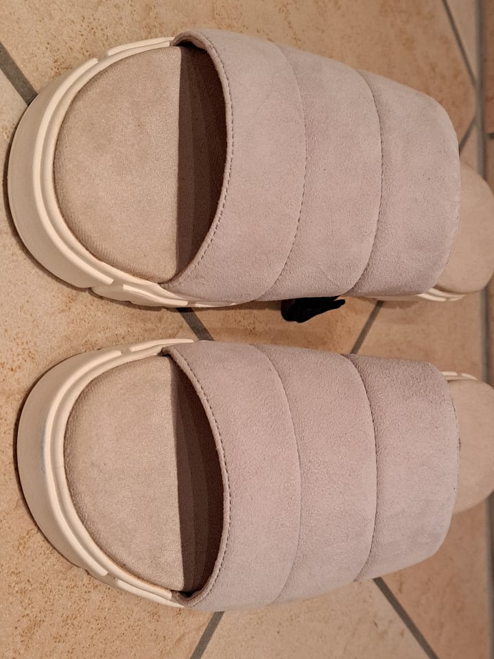 Caprice Pantoletten in Grau günstig kaufen 41