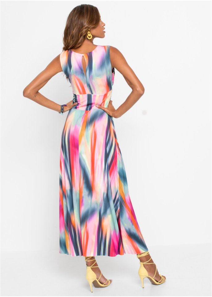 Kleid mit Rückenausschnitt