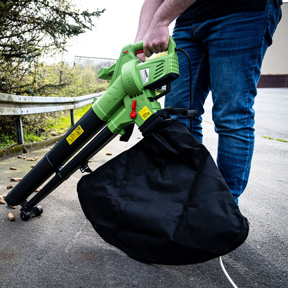 Elektro-Laubsauger-/Bläser mit 45 l Auffangsack, 3.000 W