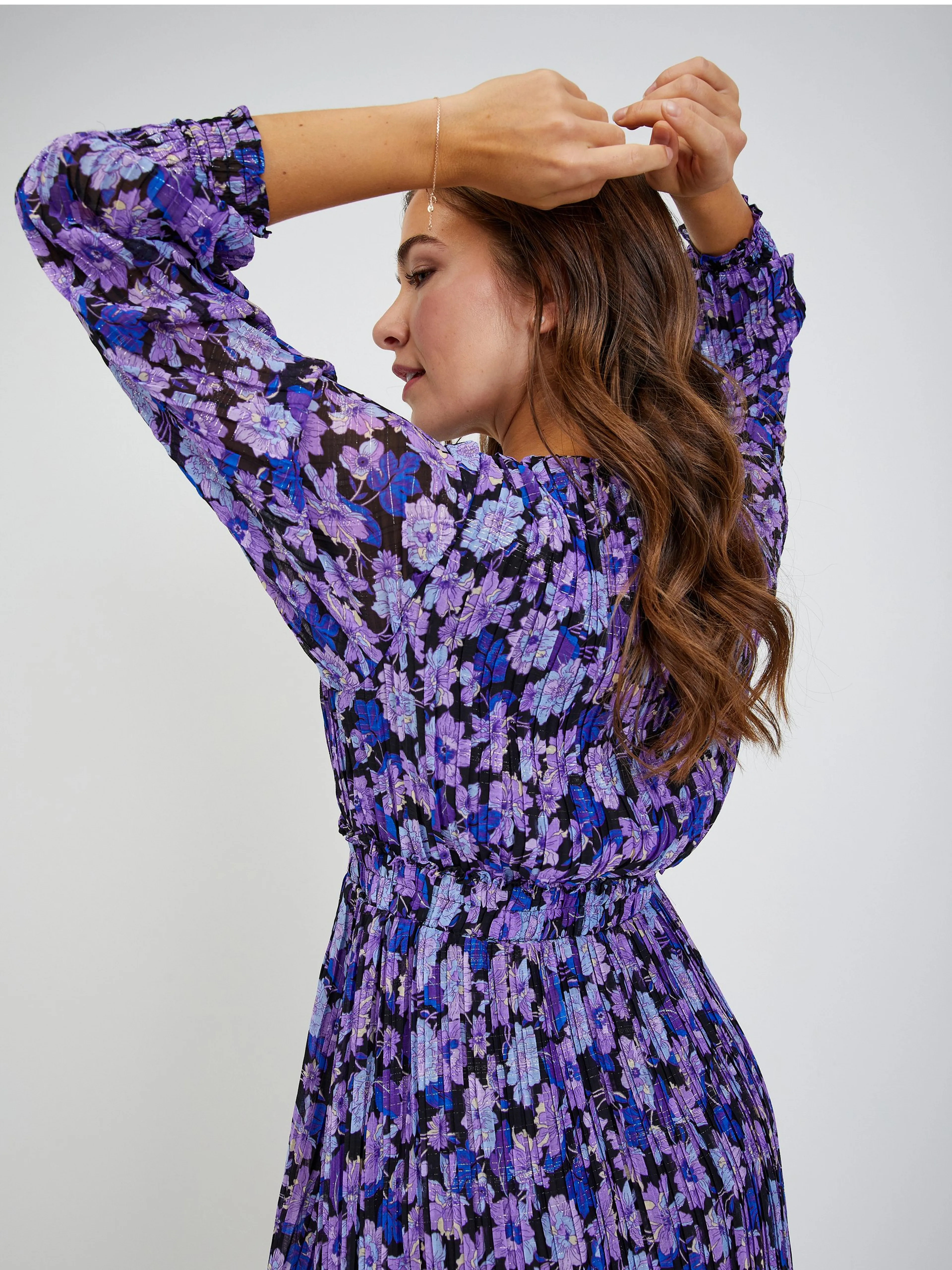 Lila Damen Blumenkleid ORSAY