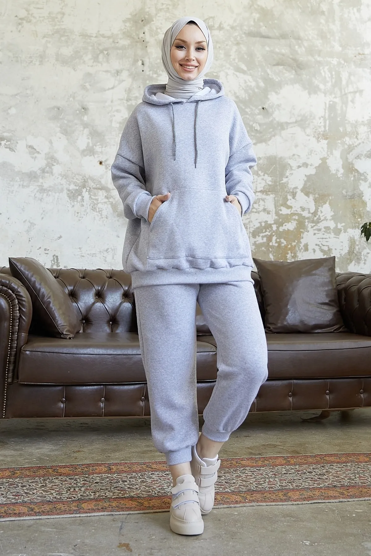 InStyle  Merva Three Thread Trainingsanzug – Grau