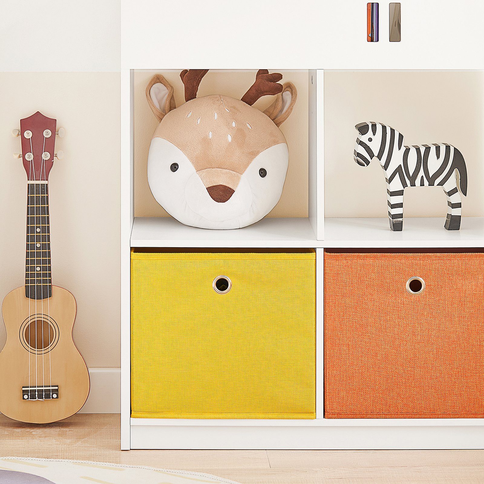 SoBuy Bücherregal KMB49, mit Haus-Design Kinderregal mit 2 Stoffboxen Spielzeugregal