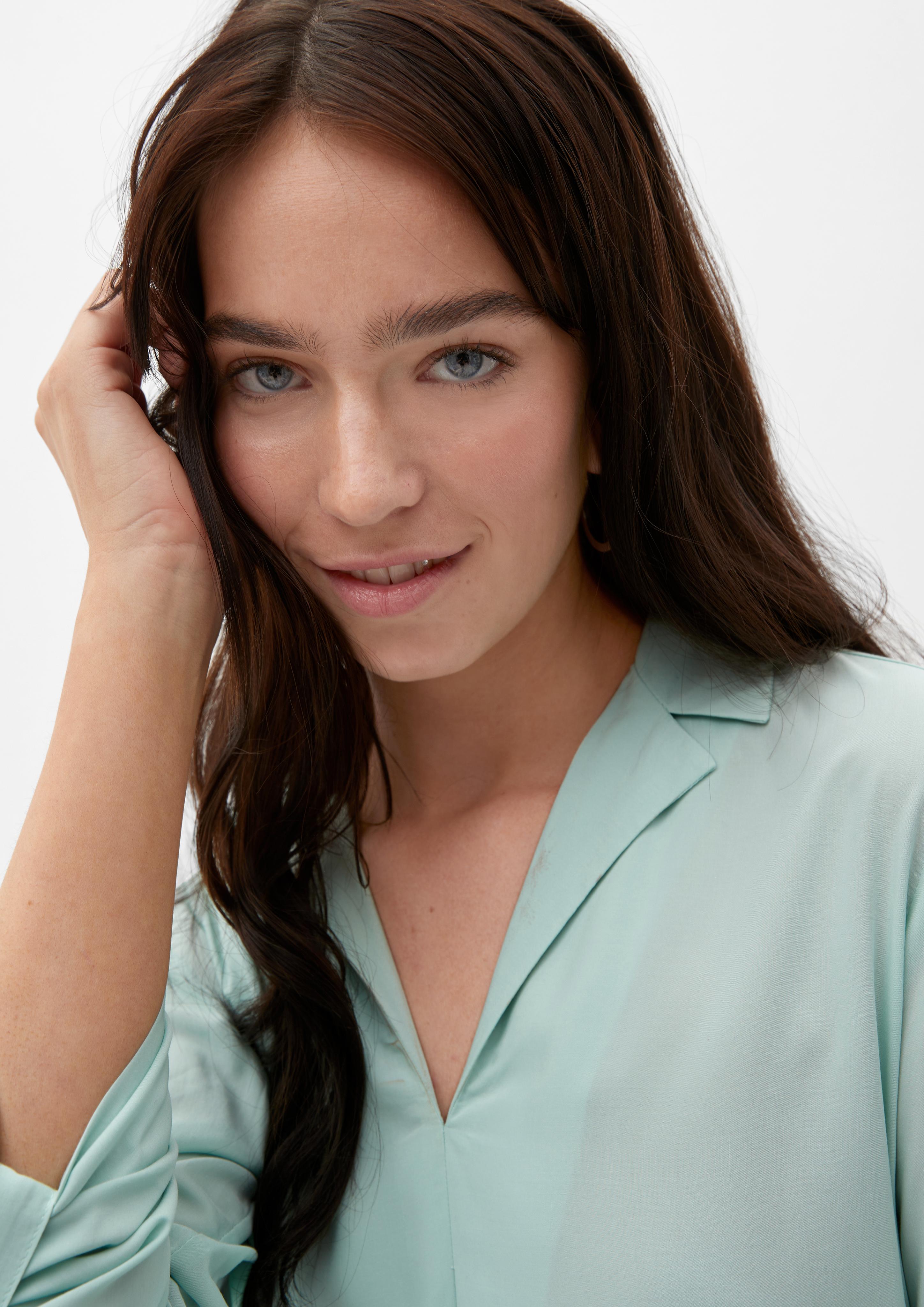 Viskosebluse mit Reverskragen  2124116-6092