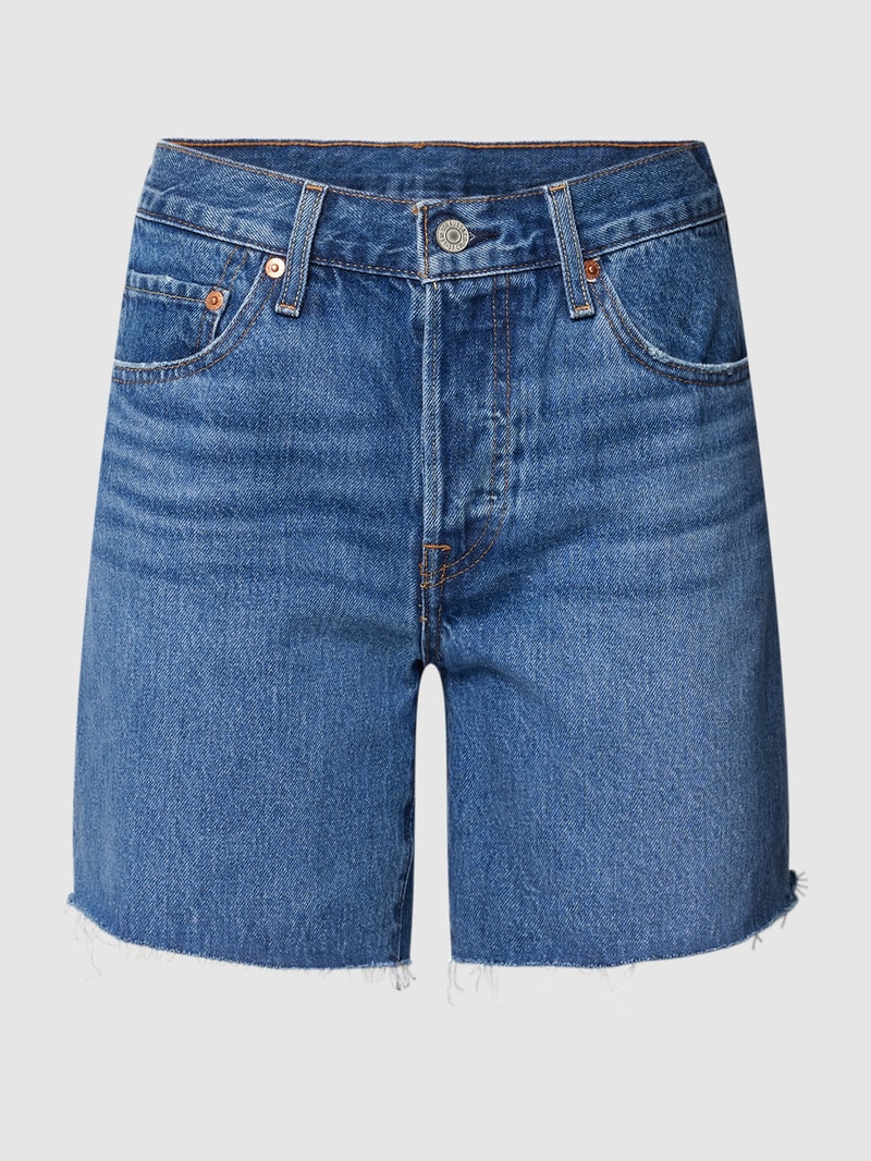 Jeansshorts mit ausgefransten Abschlüssen in jeans