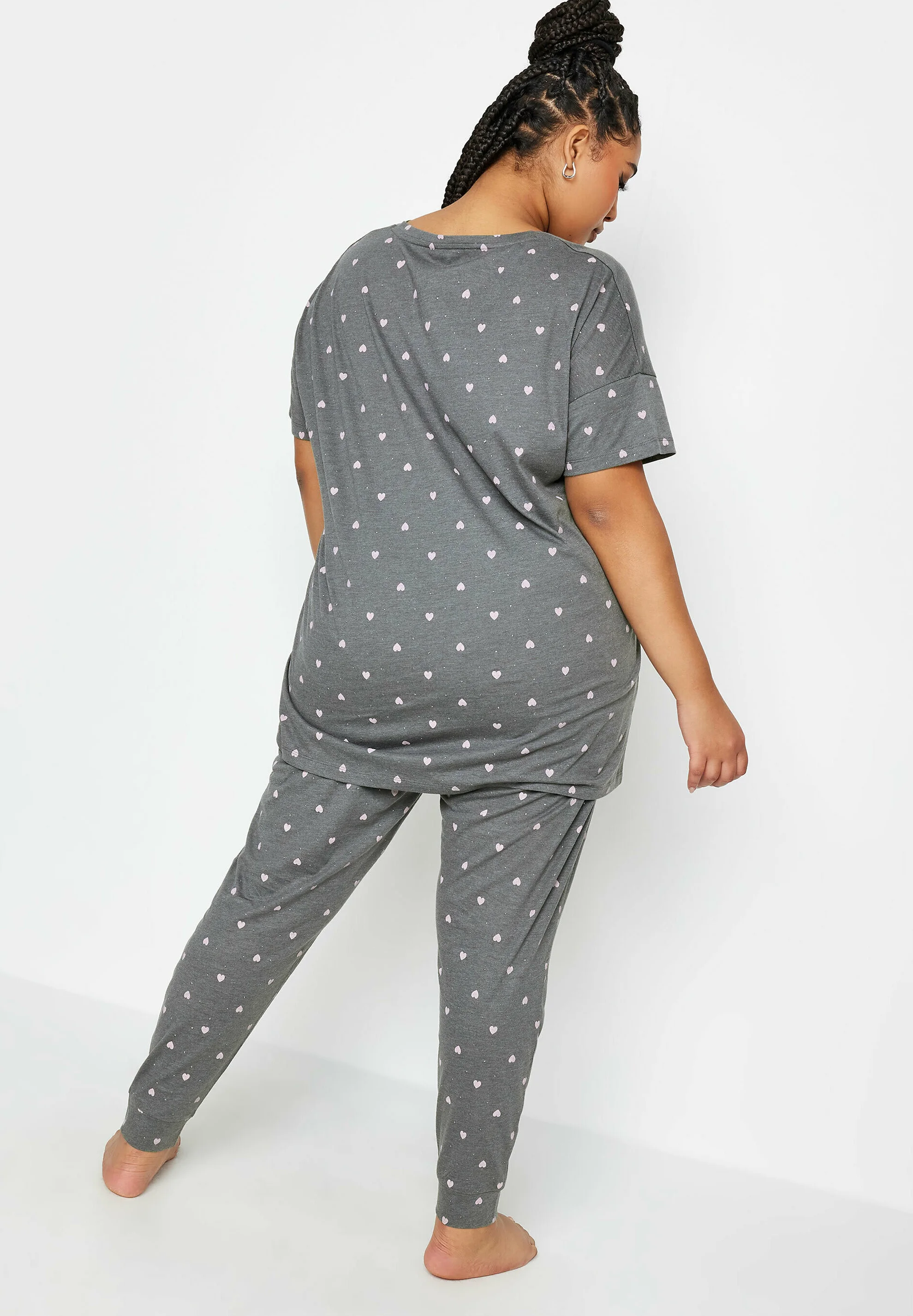 Conjunto MINI CORAZÓN Yours Clothing - Pijama