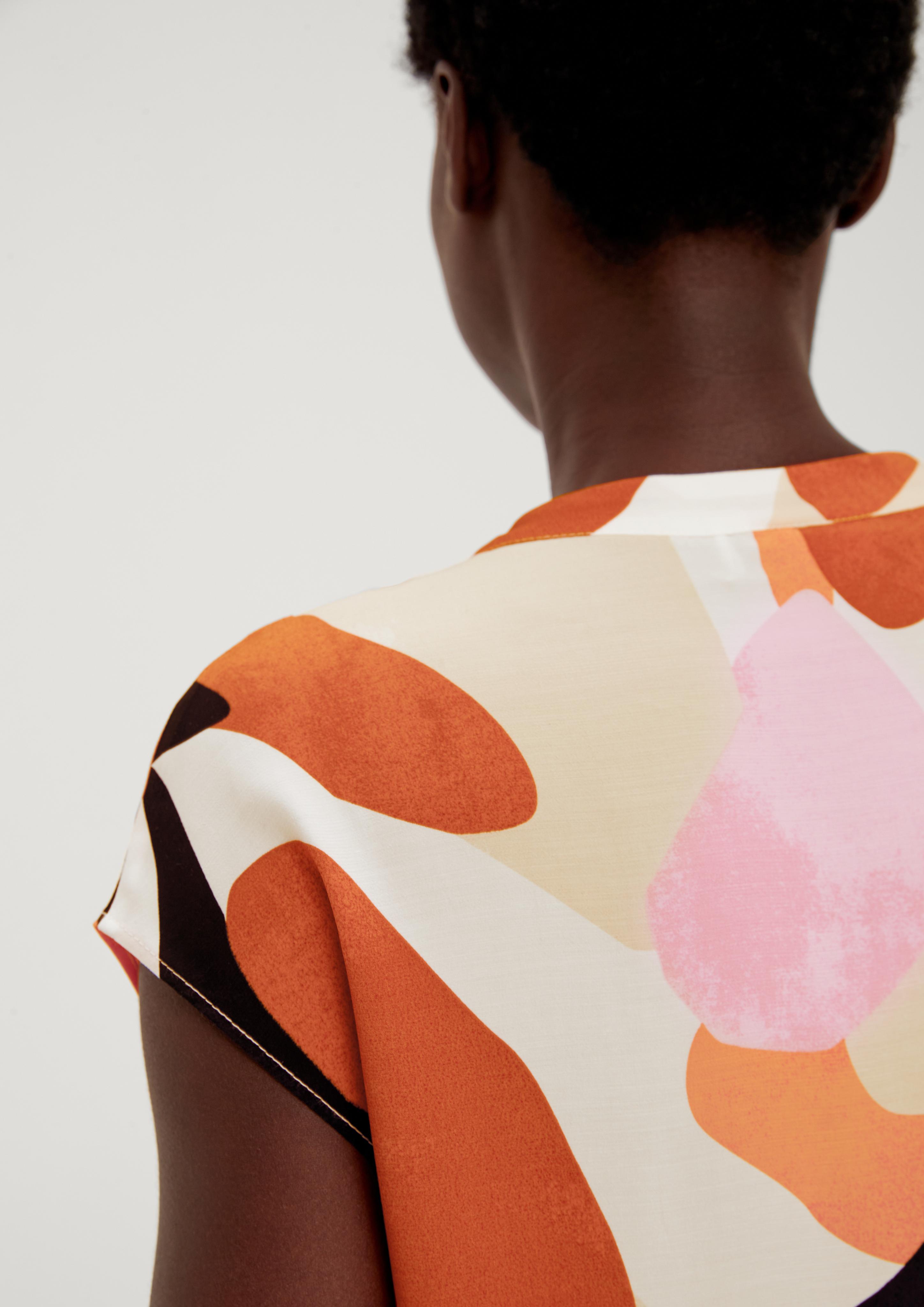 Crêpe-Bluse aus Viskose  2132031-02A1