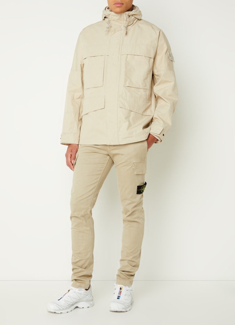 Αντιανεμικό Stone Island 433F1 από οργανικό βαμβάκι με τσέπες αερισμού και λογότυπο