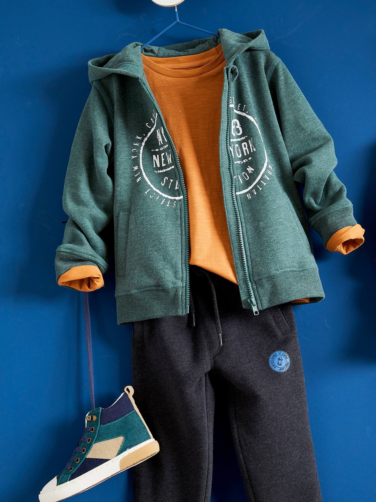 Vertbaudet Jungen Langarmshirt BASIC, personalisierbar Oeko-Tex - camelfarben