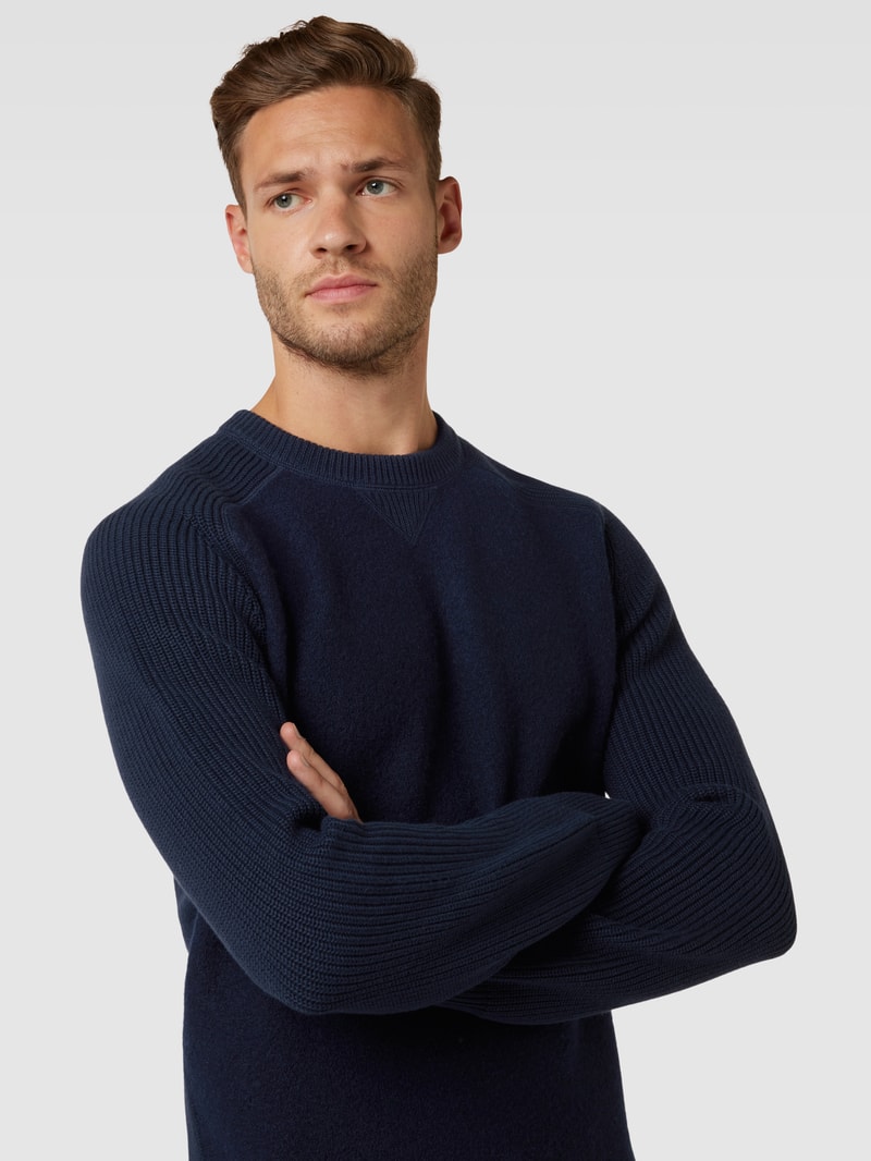 Strickpullover mit gerippten Abschlüssen Modell 'Matero' in marineblau