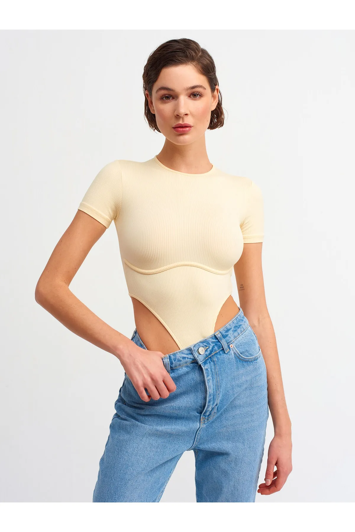 Dilvin  Body - Gelb - Regular Fit