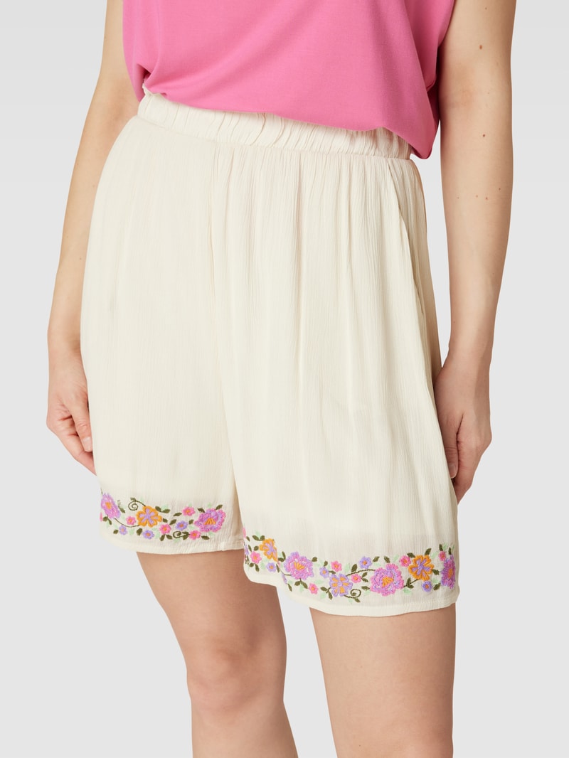 Bermudas mit floraler Stickerei Modell 'MICHELLA' in ecru