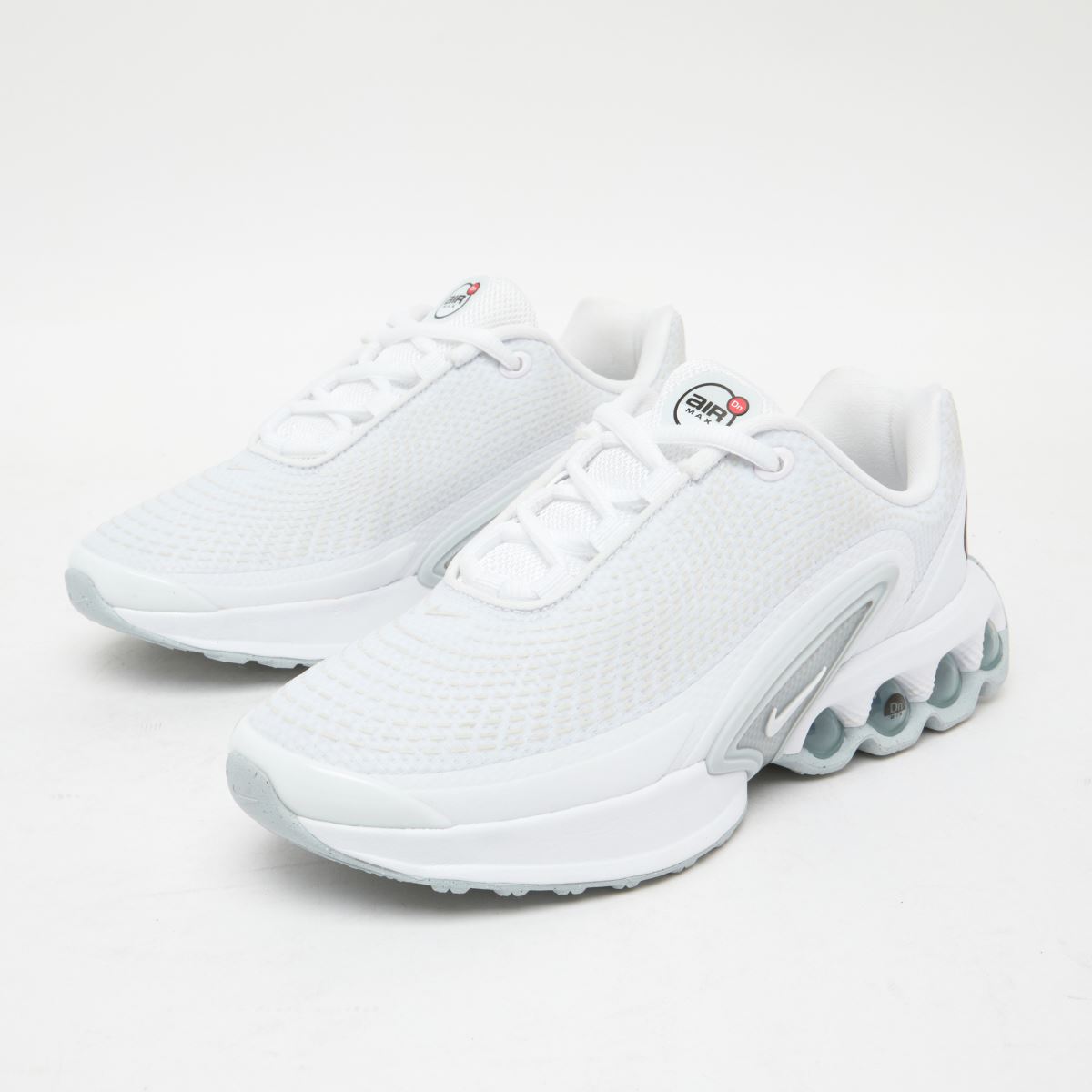 Nike Air Max DN 18 181666-010 cipő fehér