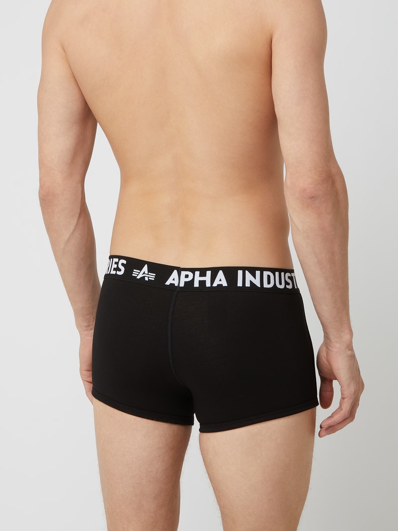 Trunks mit Stretch-Anteil im 2er-Pack in schwarz