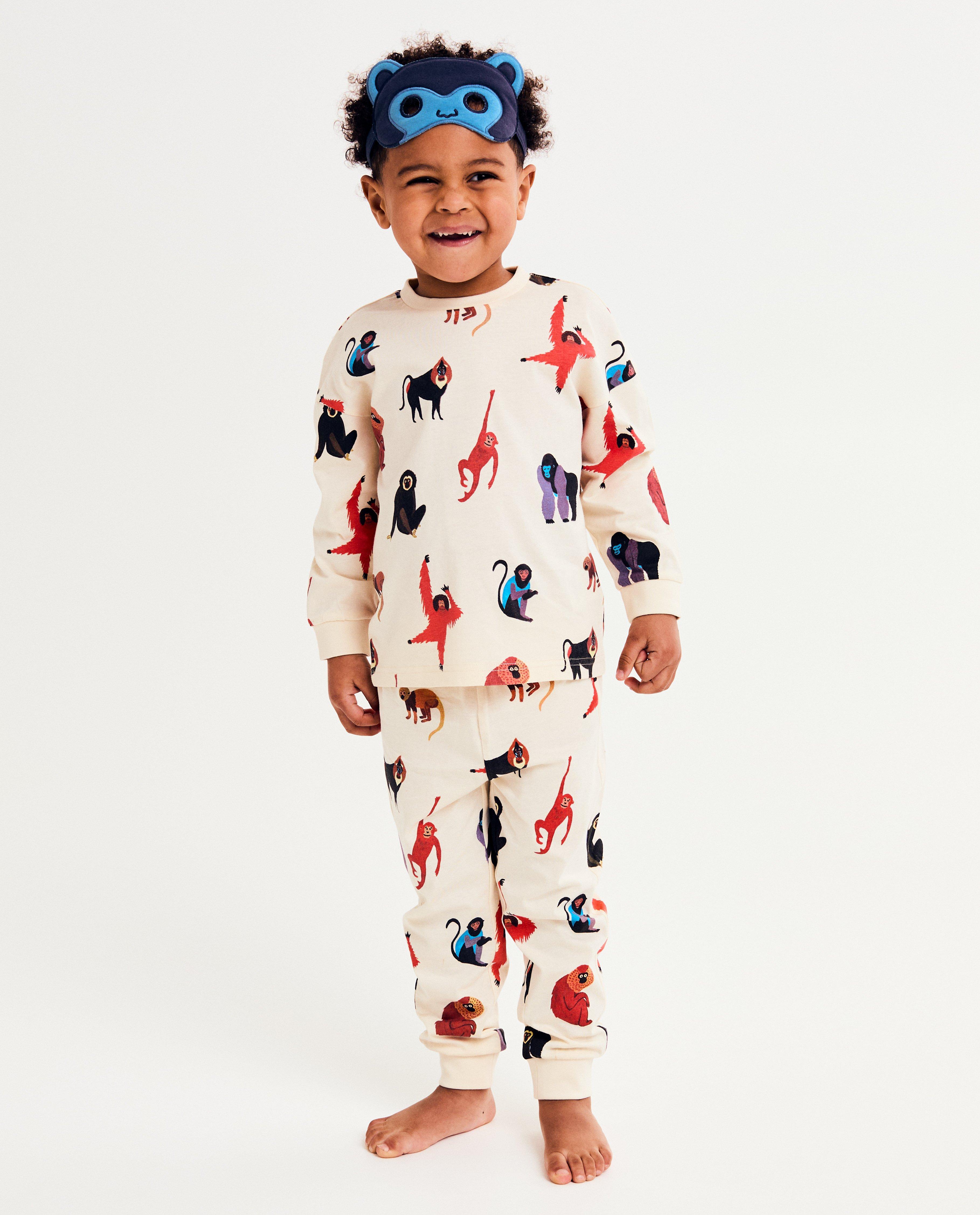 Set Kidz Nation: pijamale + măști cu