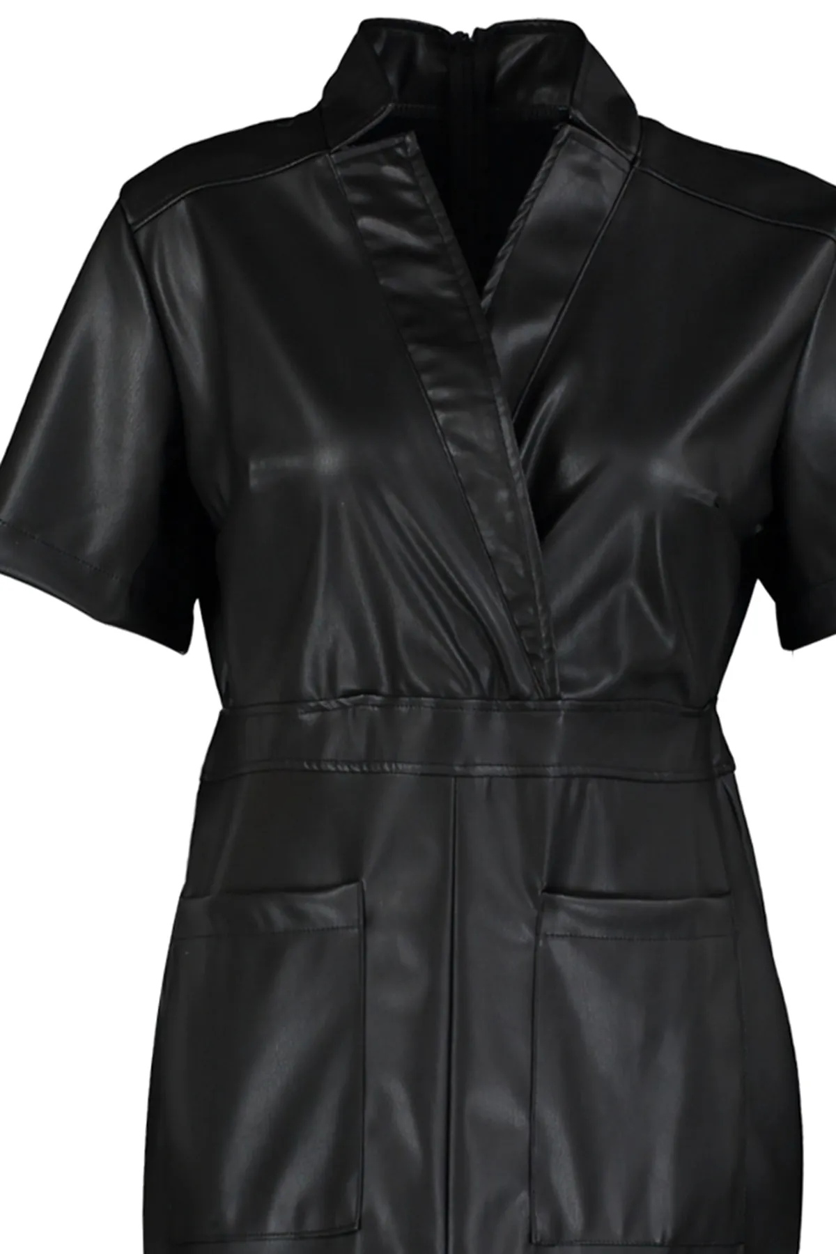 Trendyol Curve  Schwarzes zweireihiges Kunstlederkleid TBBAW23AH00099