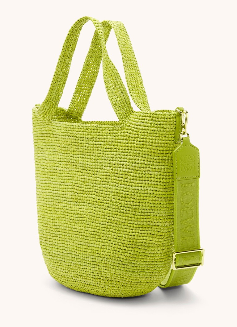 LOEWE Mini Slit -olkalaukku raffiasta, jossa vasikannahkaisia yksityiskohtia