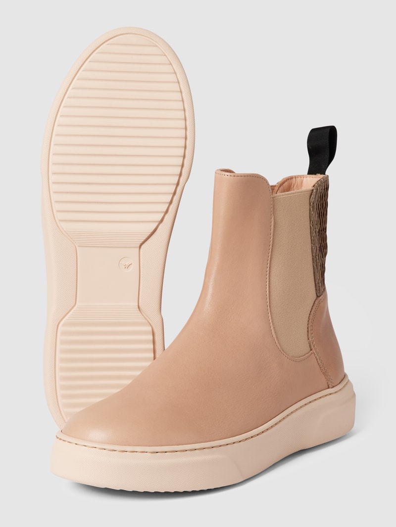 Chelsea Boots aus Leder in weiß