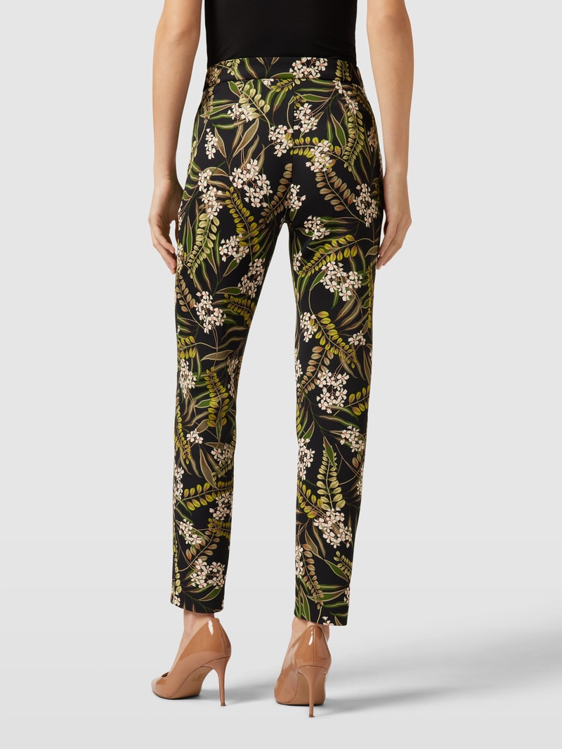 Feminine Fit Stoffhose mit floralem Muster in schwarz