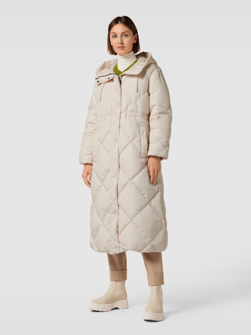 Steppmantel mit Eingrifftaschen Modell 'MIRANO' in offwhite