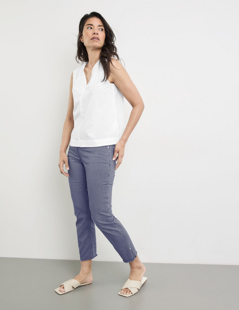 Ärmellose Baumwollbluse mit Raffung