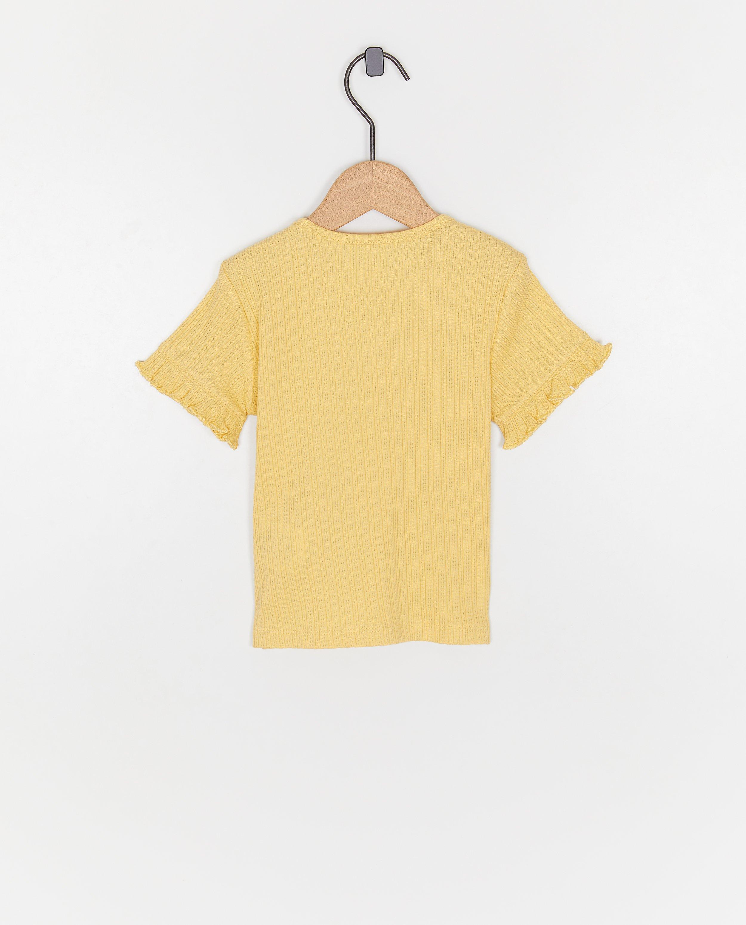 Tricou Cuddles and Smiles cu model cu nervuri fine, galben deschis