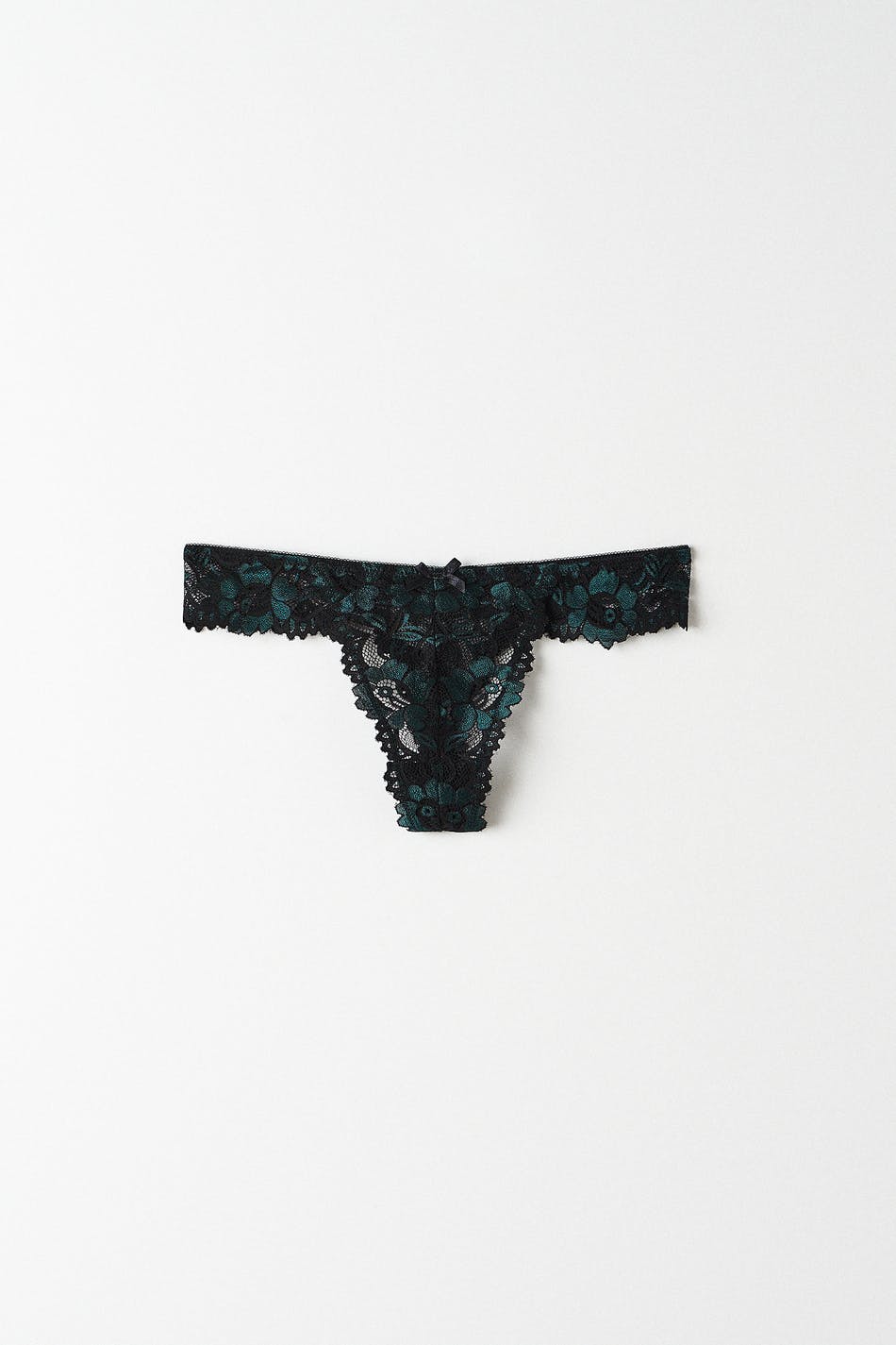 Lace thong