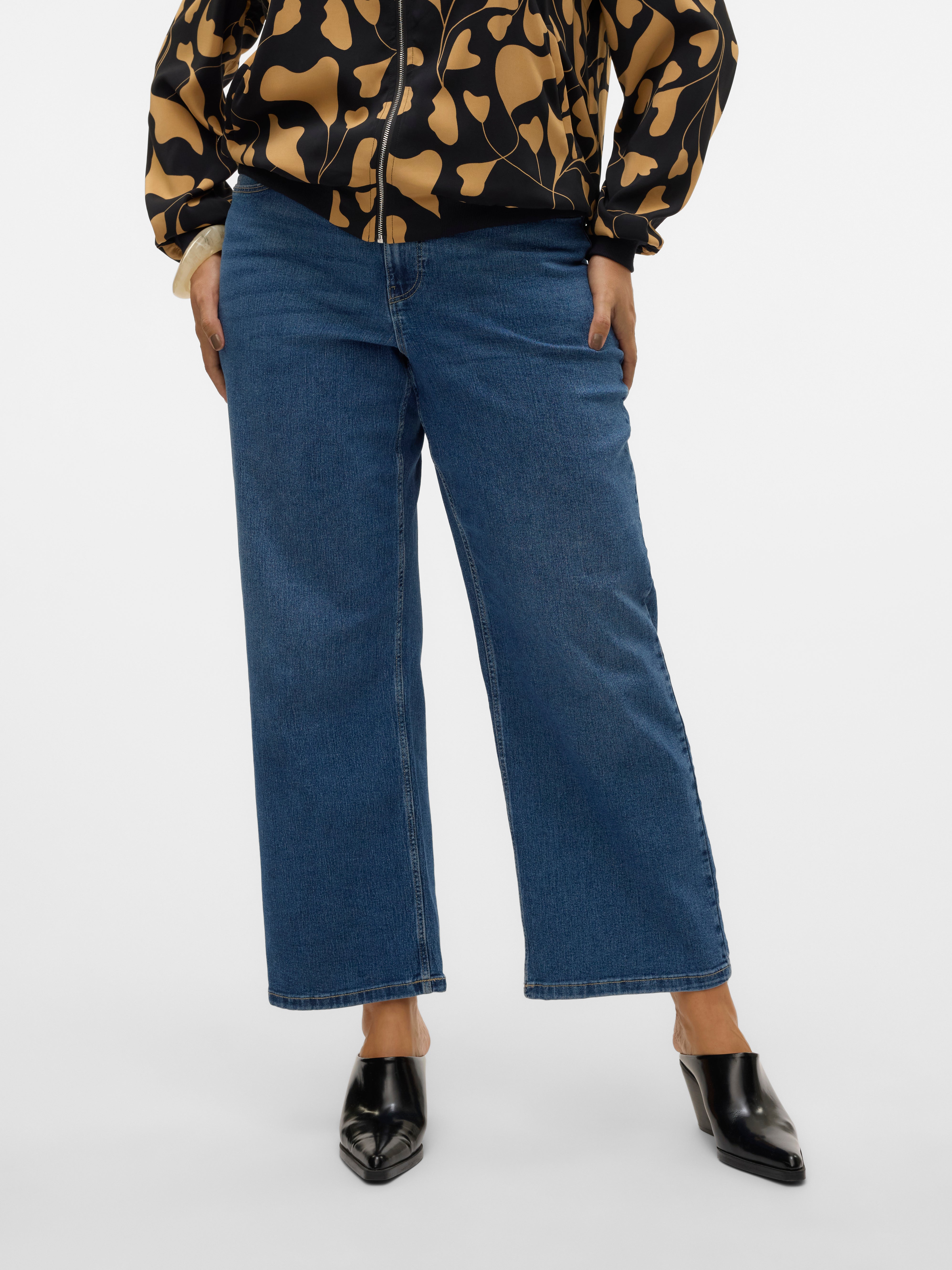 VMCEVALINA Mid Rise Locker geschnitten Jeans