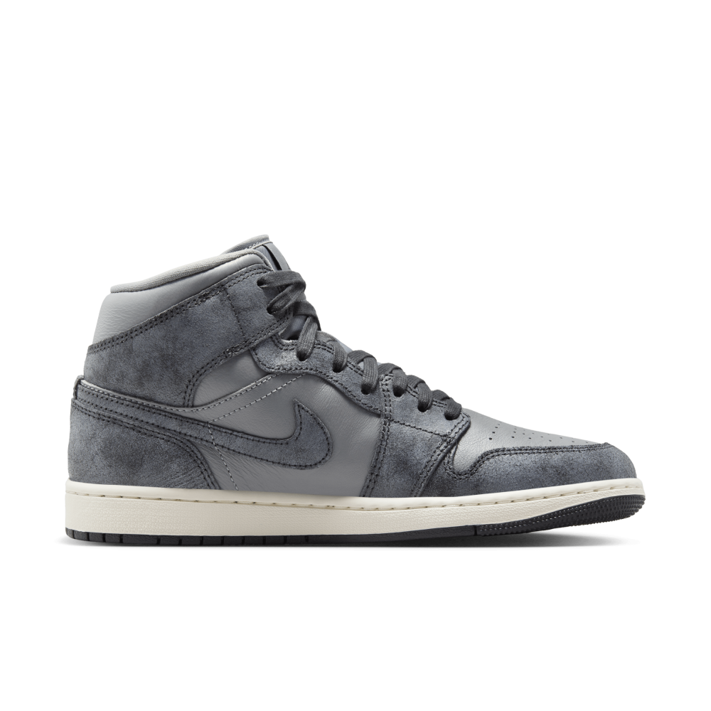 NIKE JORDAN WMNS Jordan Air 1 Mid SE FJ3448-001 / grau
