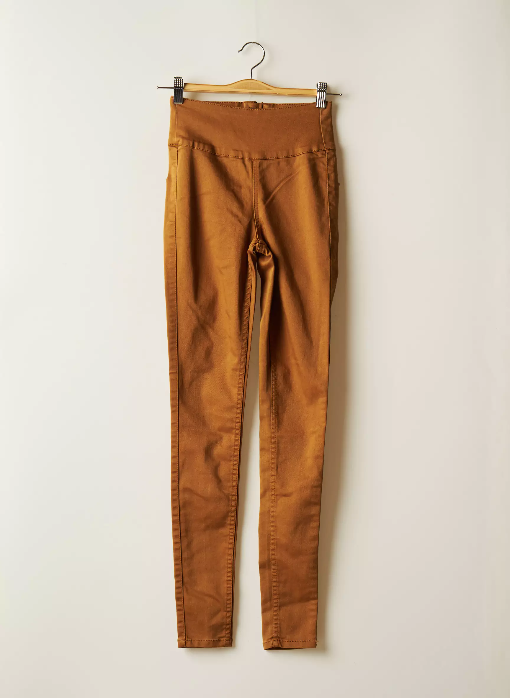 Pieces Pantalons Slim Femme couleur beige
