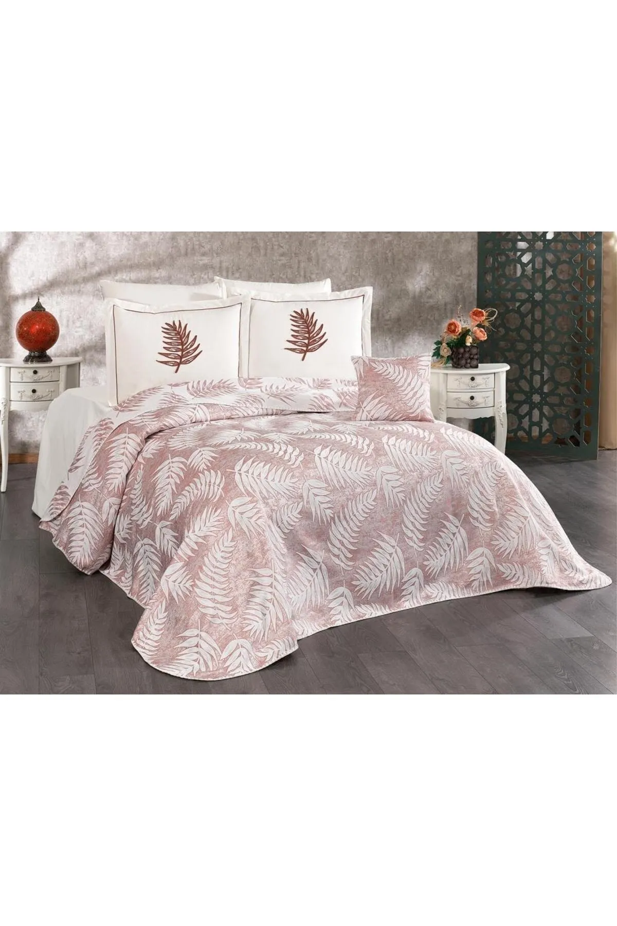 Çeyiz Diyarı  Palmiye 7-teiliges Chenille-Pique-Set, Creme – Weinrot