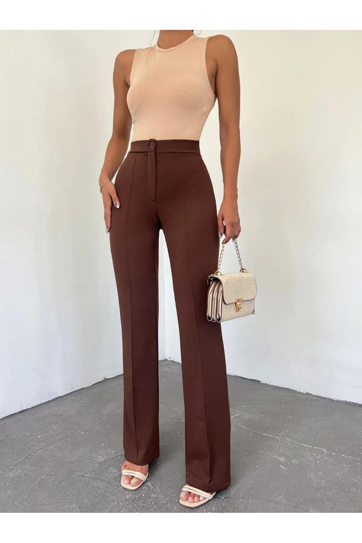Modamorfo  Geknöpfte Lycra-Hose