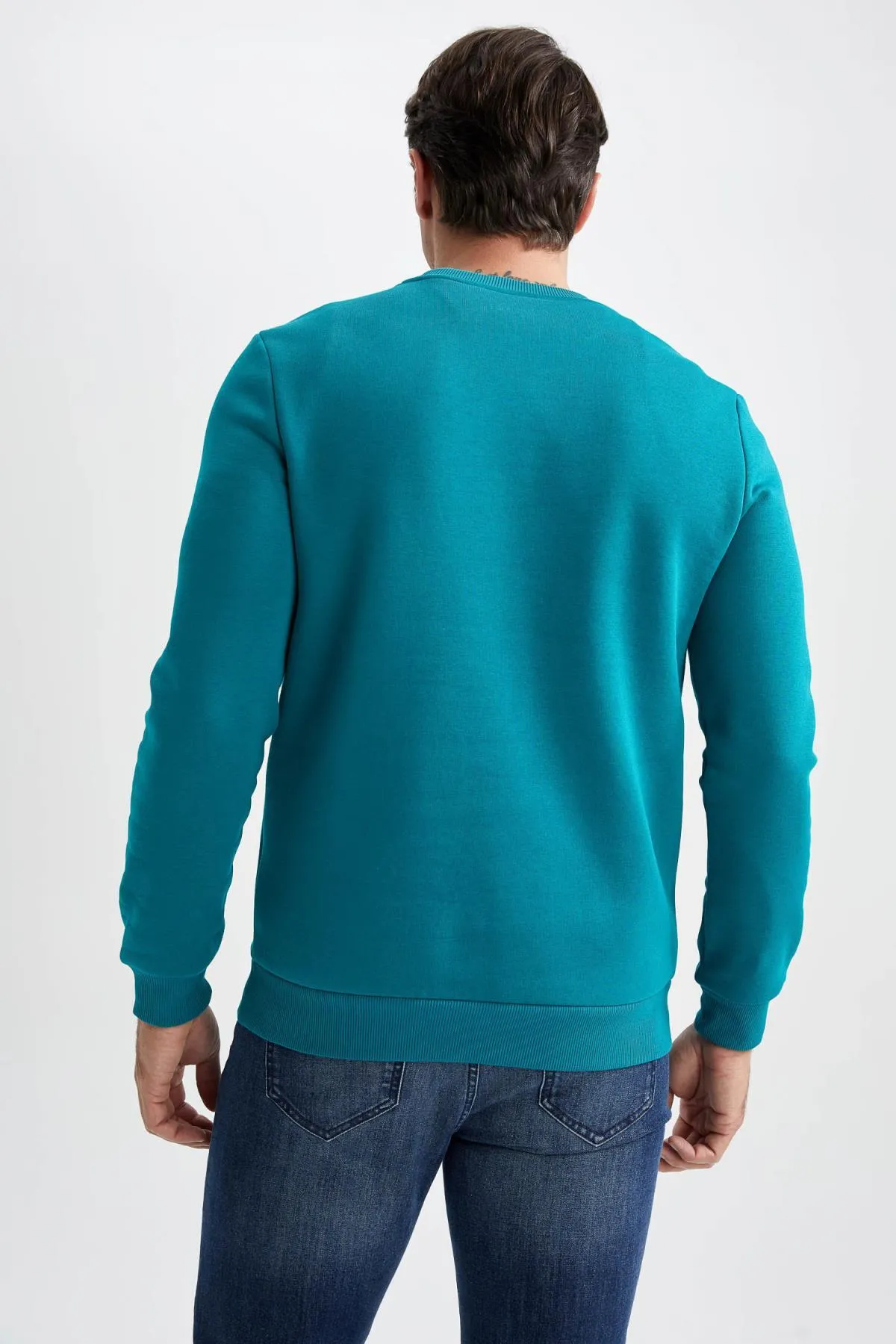 DeFacto  Basic-Sweatshirt aus Baumwolle mit normaler Passform und Rundhalsausschnitt