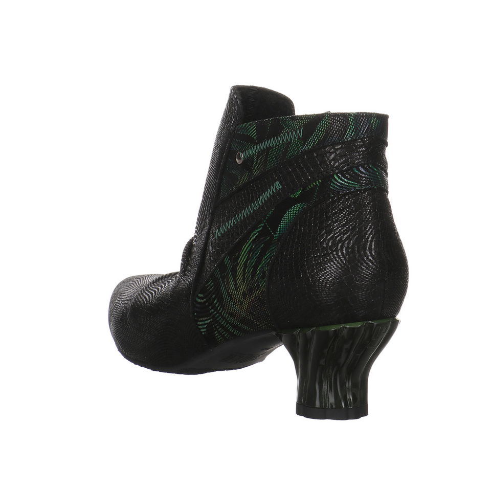 Simen Stiefelette