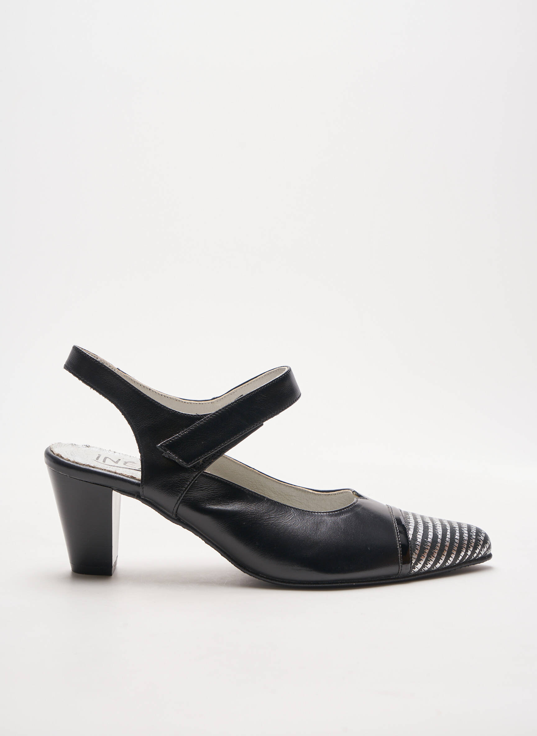Inea Sandales Nu Pieds Femme couleur noir