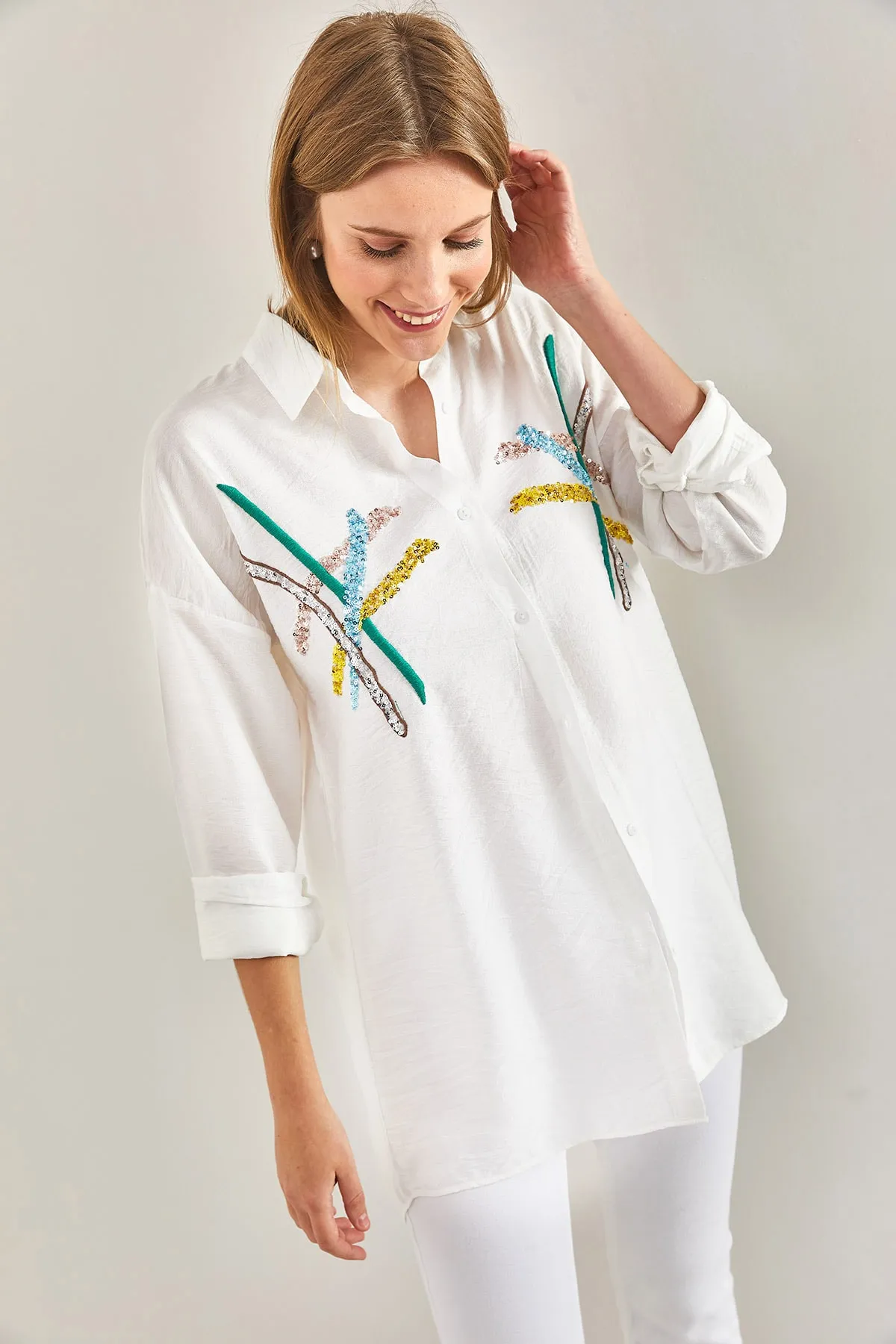 Bianco Lucci  Damen-Hemd „Ayrobin“ aus Leinen mit Pailletten-Palettenstickerei