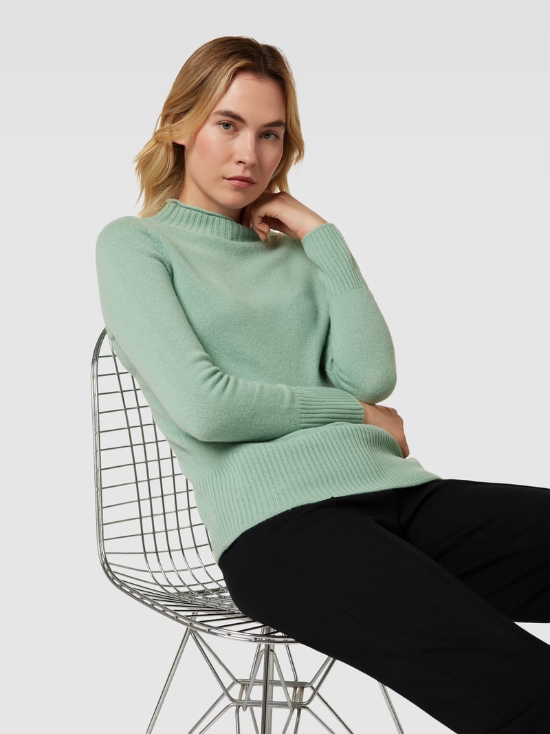 Strickpullover aus Wolle mit Stehkragen in schilf