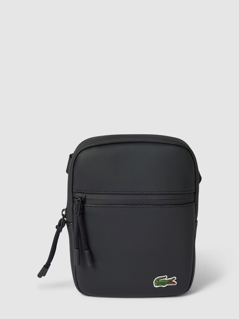 Bauchtasche mit Label-Stitching in schwarz