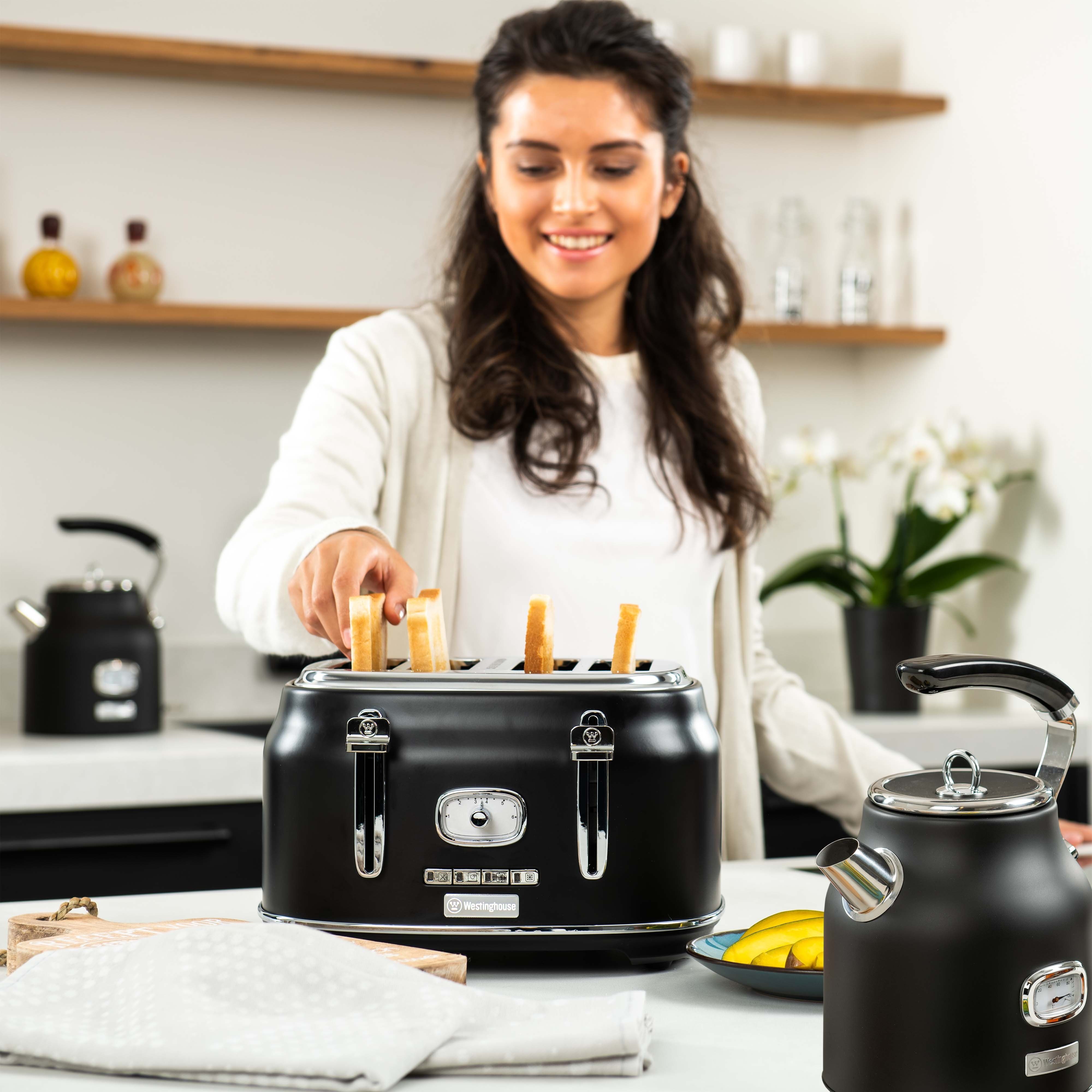 Westinghouse Toaster Retro Früstücksset, 4 kurze Schlitze, für 4 Scheiben, 1750 W, Wasserkocher 1,7 L Volumen 2200 W 360° Sockel
